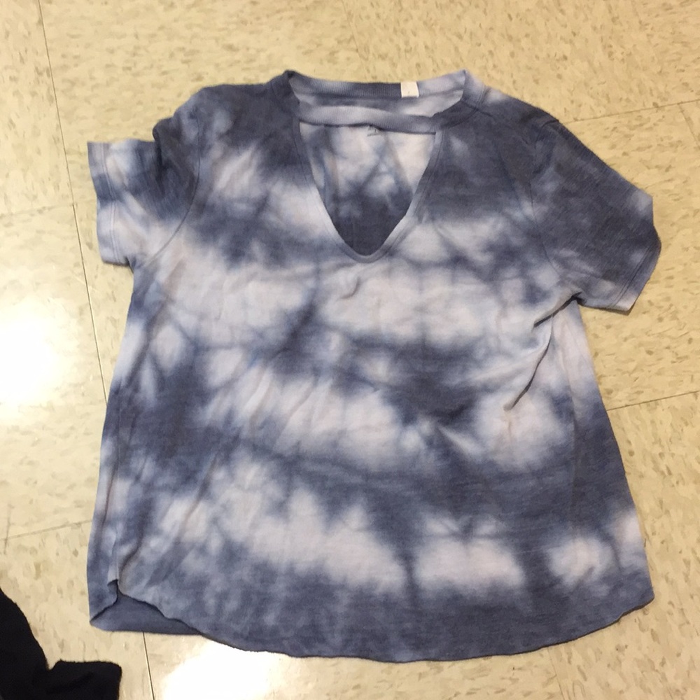 Short sleeve top